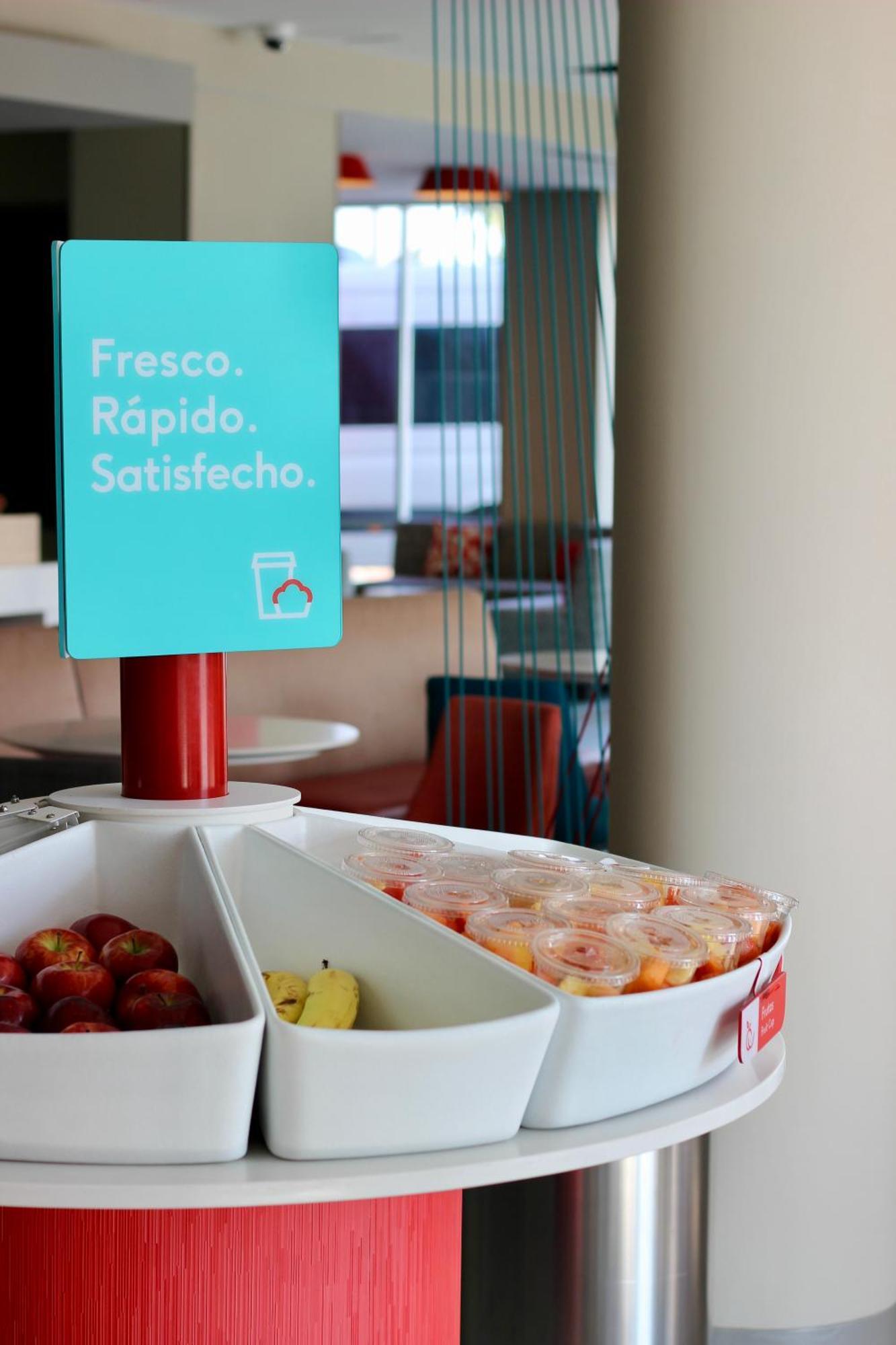 Avid Hotels - Guadalajara Av Vallarta Pte By Ihg Zapopan Bagian luar foto